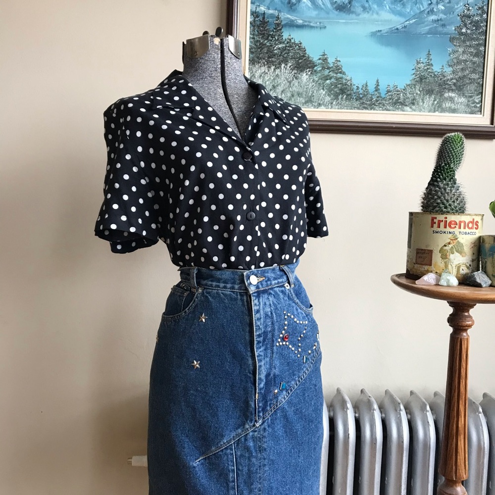 VINTAGE Polka Dot Short Sleeve Button Up Blouse